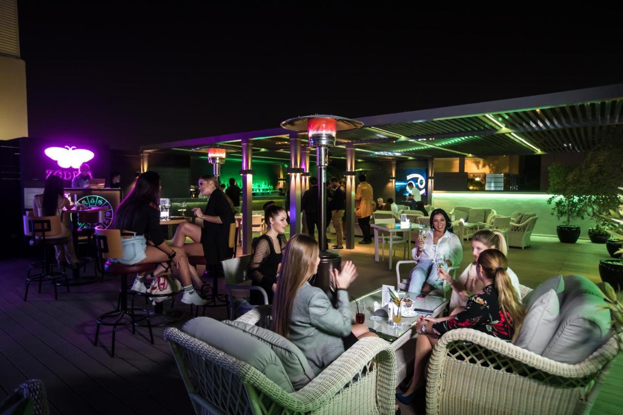 Elite Byblos Hotel Dubai Bagian luar foto